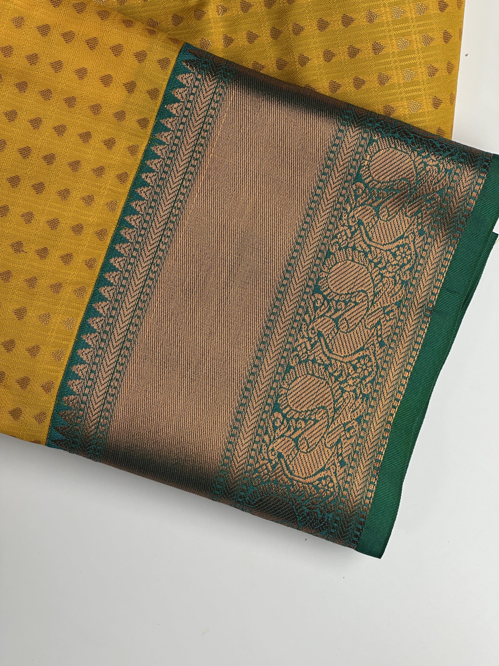 Thousand_Butta_Yellow_Semi_Kanchi_Semi_Silk_Saree_with_Green_Copper_Zari_Border_Border